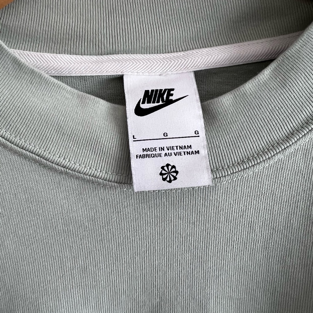 Nike Swoosh Men’s Longsleeve - Picture 4 of 6